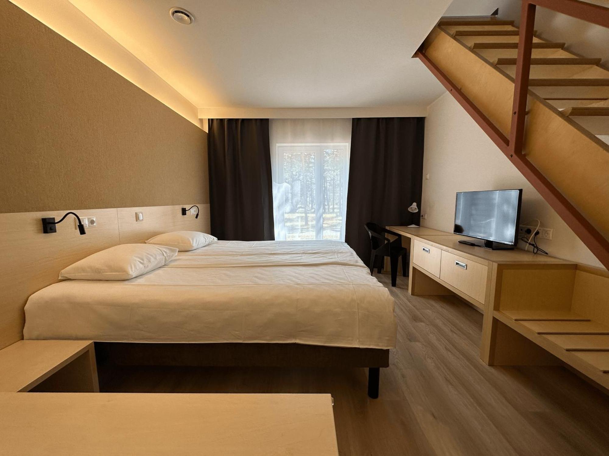 Saaremaa Rannahotell ' Beach Hotel Mandjala Exterior photo